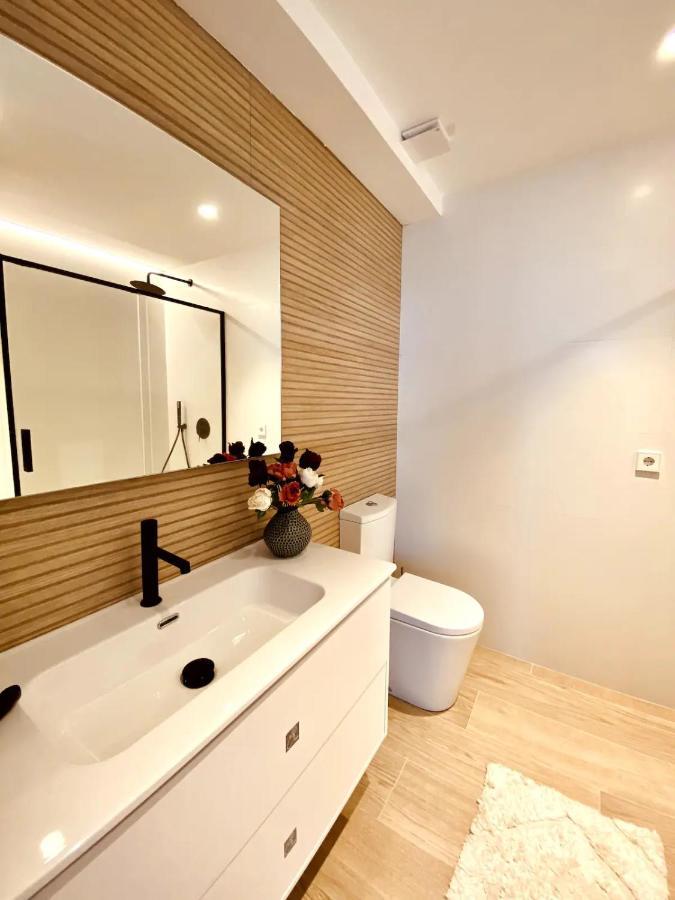 Вилла Modern Beachfront Townhouse Перельо Экстерьер фото